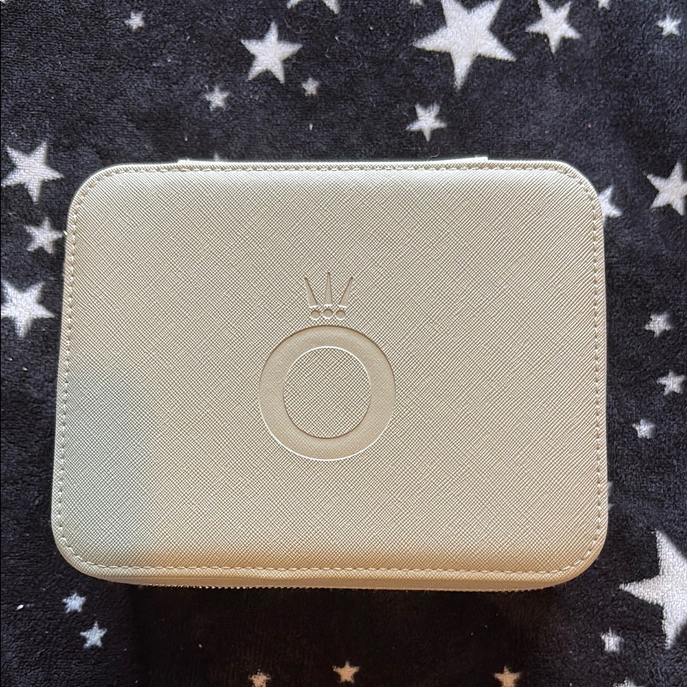 Pandora Cream Jewelry Case